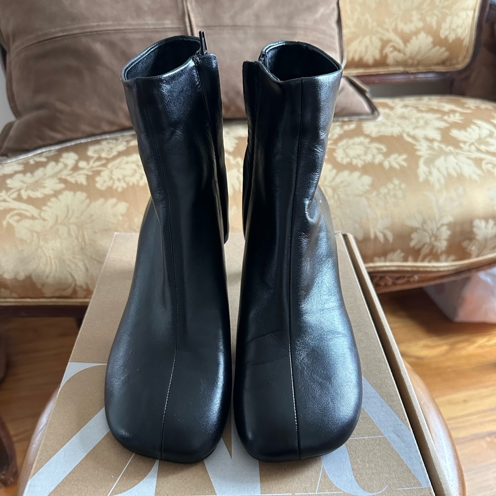 ZARA Black Leather Kitten Heel Ankle Boots Sz 37
